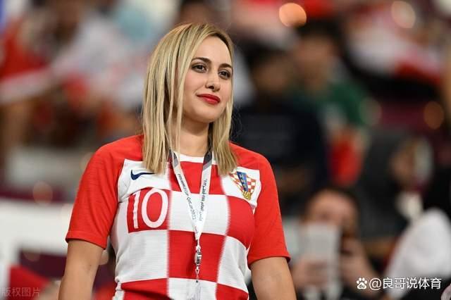 爱游戏娱乐-包含波兰横扫摩洛哥，阿尔巴绝境逆转的词条