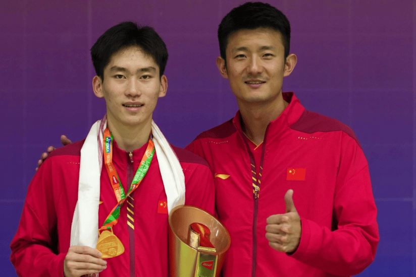 包含印度羽毛球队绝地反击中国羽毛球队，谌龙关键制胜的词条