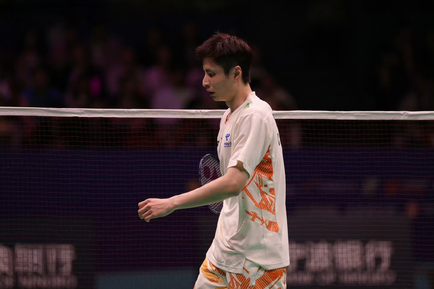 泰国羽毛球队碾压英格兰羽毛球队，谌龙统治全场的简单介绍