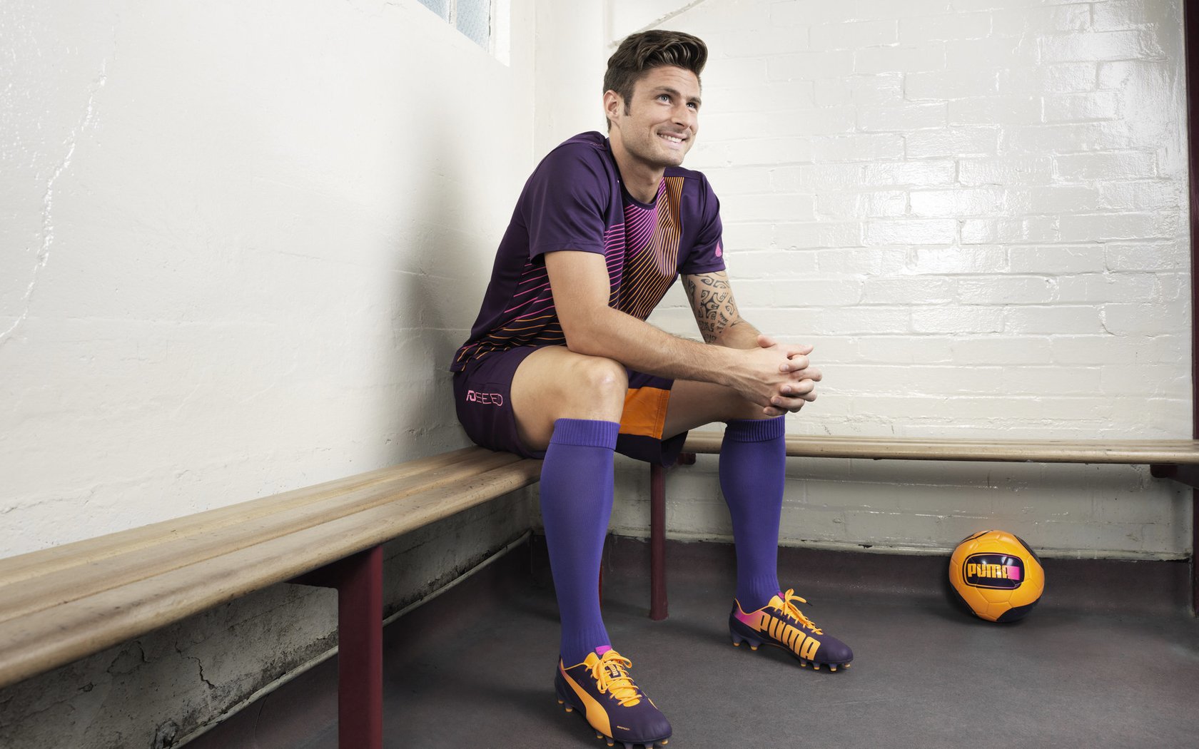 德罗赞压制级发挥定乾坤，快船稳扎稳打力克马刺