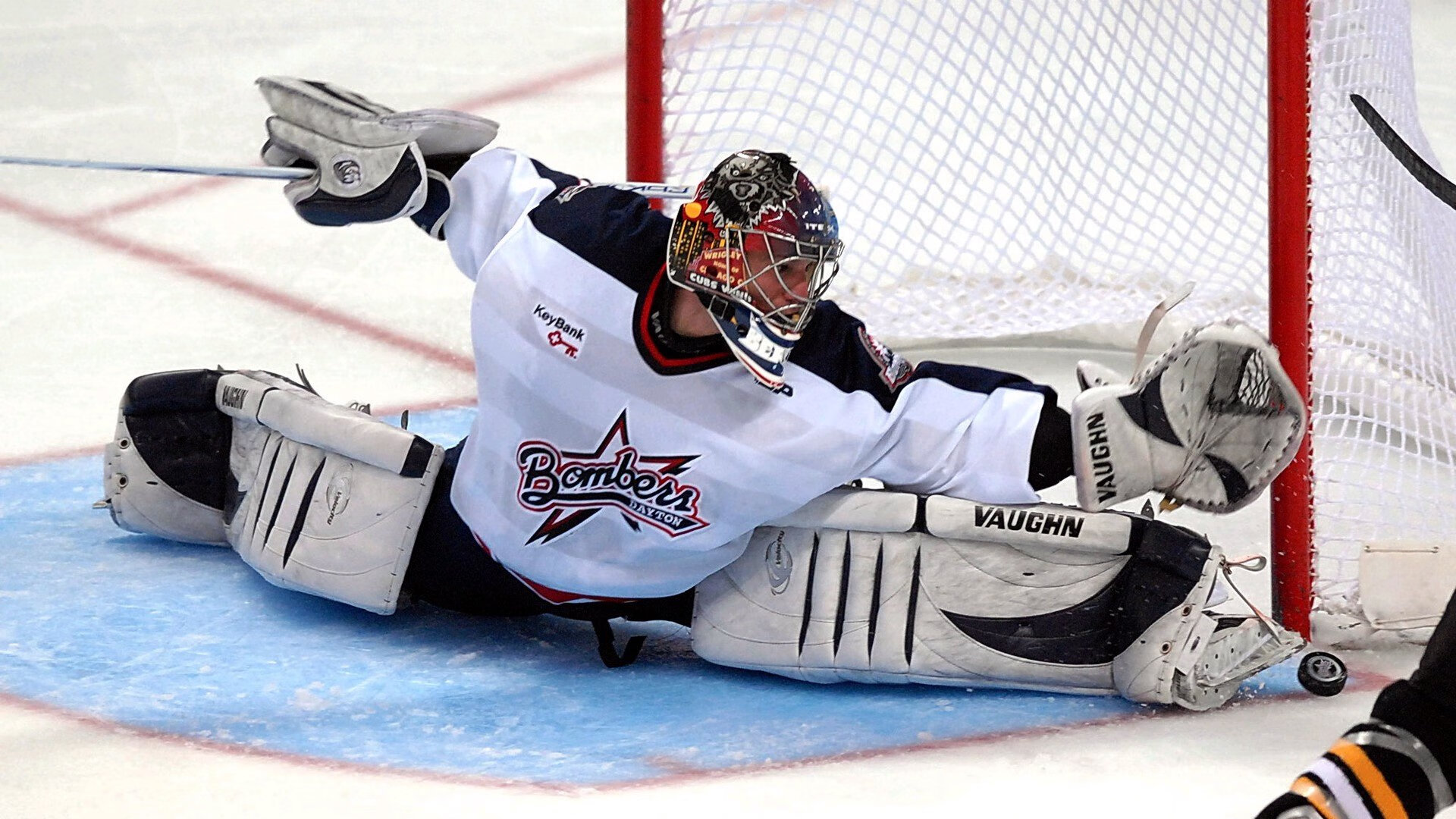 欧冠淘汰赛之夜，哈登彻底打爆防线，篮球与足球的跨界启示